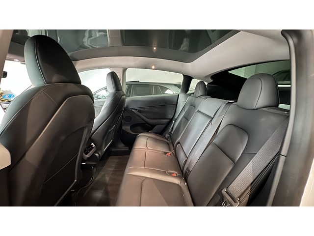 Tesla Model Y Tracción Trasera RWD 255 kW (347 CV)