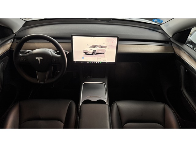 Tesla Model Y Tracción Trasera RWD 255 kW (347 CV)