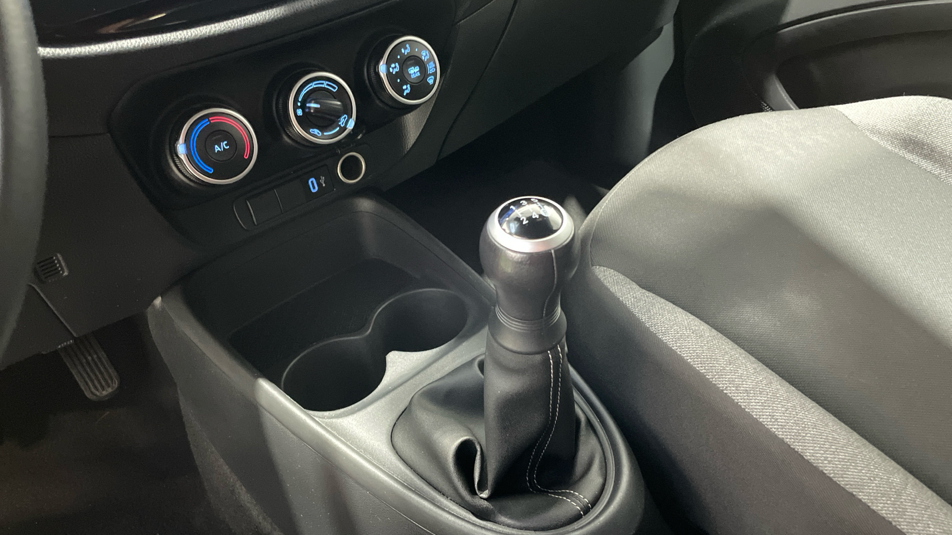 Toyota Aygo X Cross 1.0 VVT-i en Barcelona