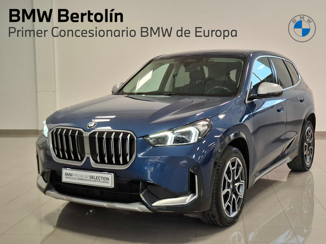 BMW X1 sDrive18d color Azul. Año 2022. 110KW(150CV). Diésel. En concesionario Automoviles Bertolin S.L. de Valencia