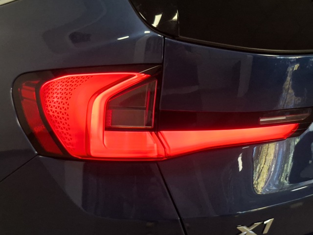 BMW X1 sDrive18d color Azul. Año 2022. 110KW(150CV). Diésel. En concesionario Automoviles Bertolin S.L. de Valencia