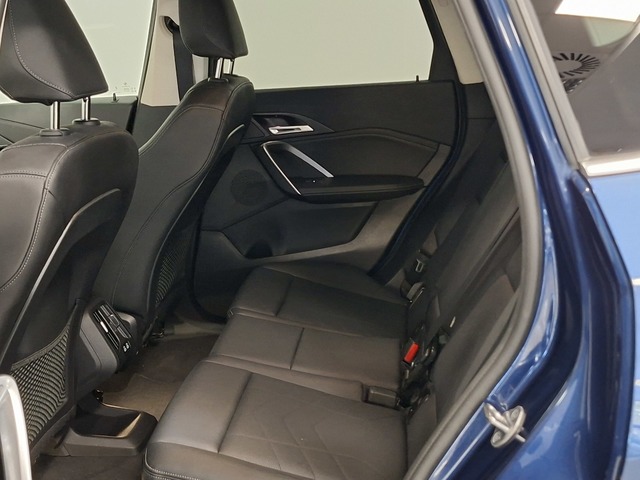 BMW X1 sDrive18d color Azul. Año 2022. 110KW(150CV). Diésel. En concesionario Automoviles Bertolin S.L. de Valencia