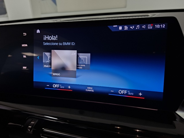 BMW X1 sDrive18d color Azul. Año 2022. 110KW(150CV). Diésel. En concesionario Automoviles Bertolin S.L. de Valencia