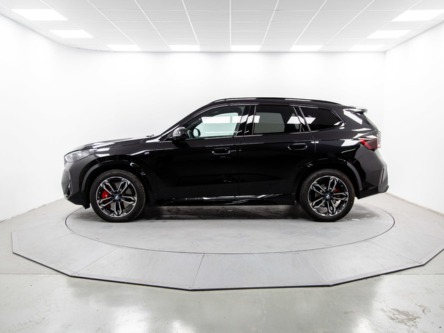 BMW X1 sDrive20i color Negro. Año 2025. 125KW(170CV). Gasolina. En concesionario Móvil Begar Alicante de Alicante