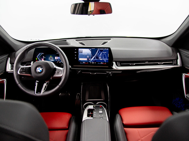 BMW X1 sDrive20i color Negro. Año 2025. 125KW(170CV). Gasolina. En concesionario Móvil Begar Alicante de Alicante