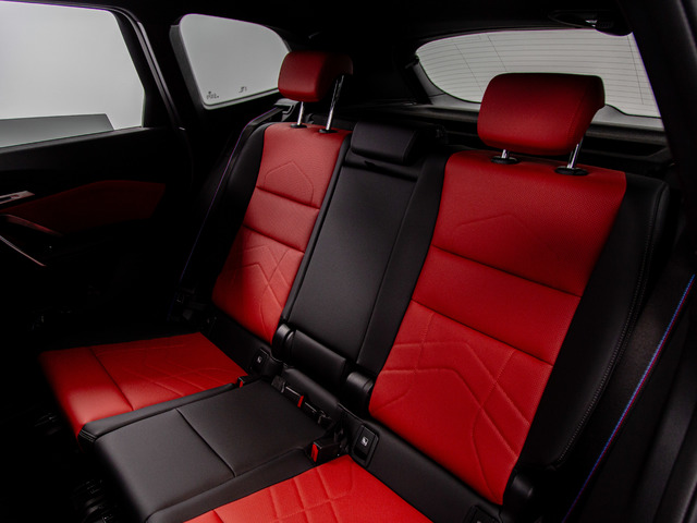 BMW X1 sDrive20i color Negro. Año 2025. 125KW(170CV). Gasolina. En concesionario Móvil Begar Alicante de Alicante