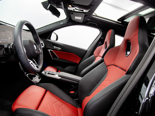 BMW X1 sDrive20i color Negro. Año 2025. 125KW(170CV). Gasolina. En concesionario Móvil Begar Alicante de Alicante