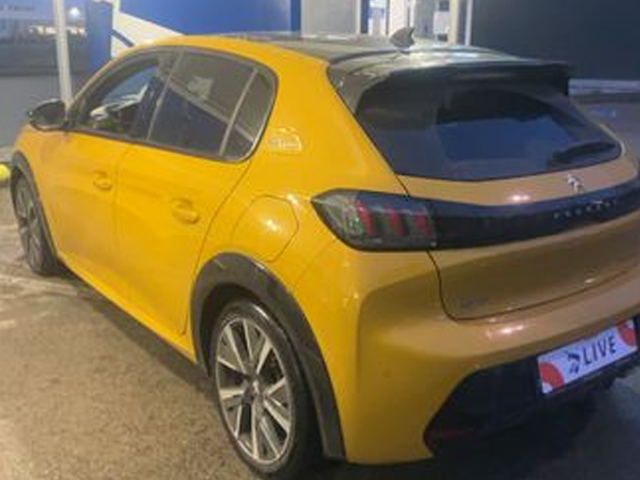 Peugeot 208 PureTech 130 GT Line EAT8 96 kW (130 CV)