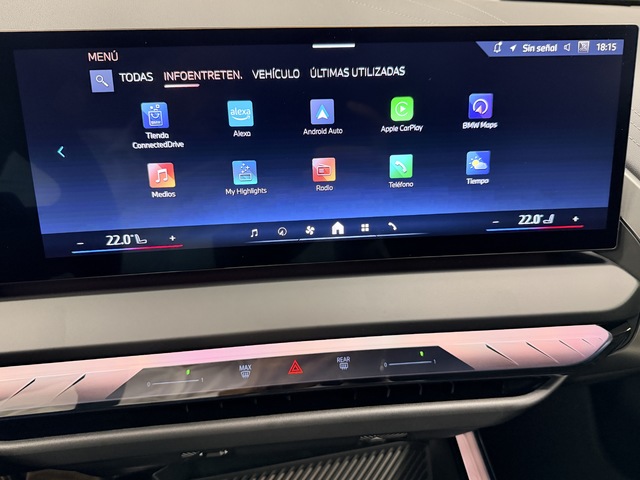 BMW X3 xDrive30e color Negro. Año 2025. 220KW(299CV). Híbrido Electro/Gasolina. En concesionario Maberauto de Castellón