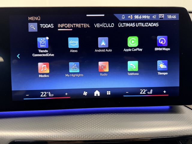 BMW X2 sDrive18d color Negro. Año 2025. 110KW(150CV). Diésel. En concesionario Maberauto de Castellón