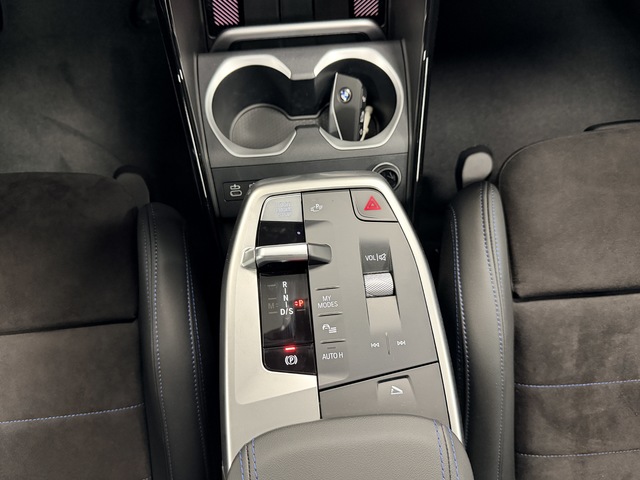 BMW X1 sDrive20d color Gris. Año 2025. 120KW(163CV). Diésel. En concesionario Maberauto de Castellón