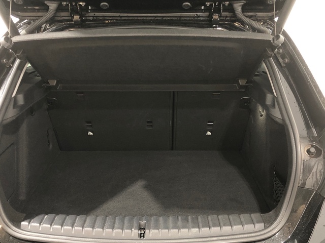 BMW Serie 1 116i color Negro. Año 2025. 90KW(122CV). Gasolina. En concesionario Auto Premier, S.A. - MADRID de Madrid