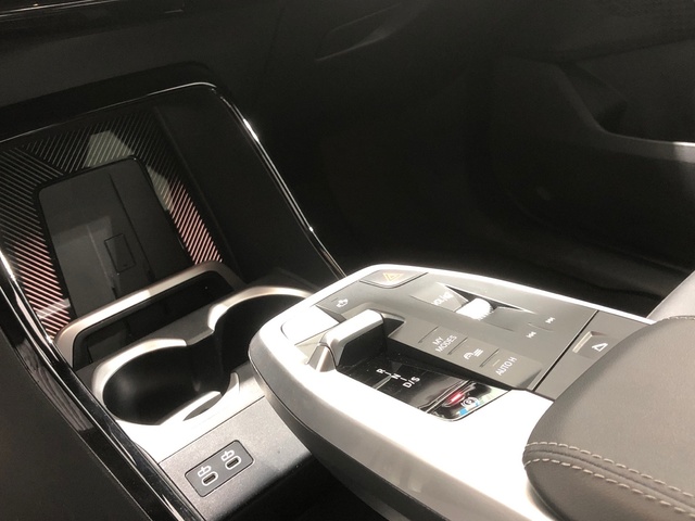 BMW X2 xDrive20d color Blanco. Año 2025. 120KW(163CV). Diésel. En concesionario Auto Premier, S.A. - MADRID de Madrid