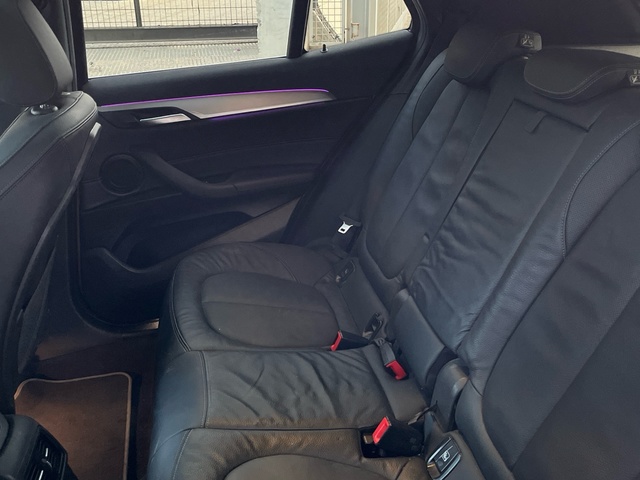 BMW X2 xDrive25e color Oro. Año 2021. 162KW(220CV). Híbrido Electro/Gasolina. En concesionario Murcia Premium S.L. AV DEL ROCIO de Murcia