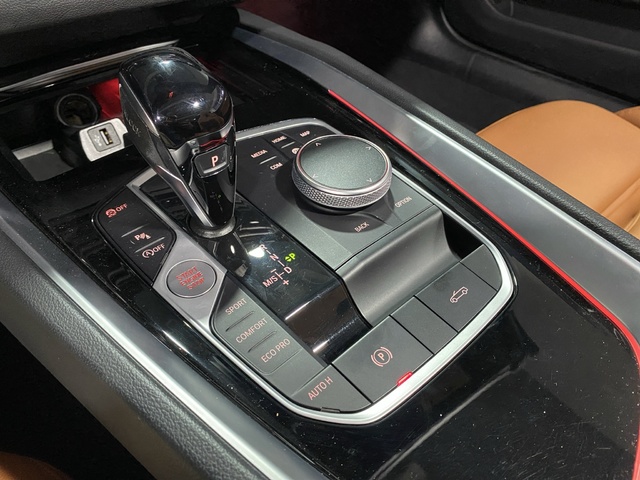 BMW Z4 sDrive30i Cabrio color Negro. Año 2023. 190KW(258CV). Gasolina. En concesionario Hispamovil Elche de Alicante