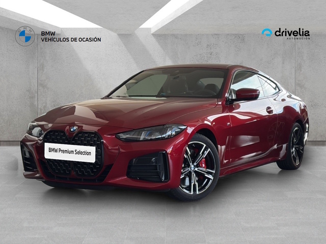 BMW Serie 4 430d Coupe color Rojo. Año 2025. 210KW(286CV). Diésel. En concesionario BMW Avilcar Ávila de Ávila