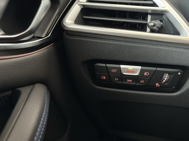 BMW Serie 4 430d Coupe color Rojo. Año 2025. 210KW(286CV). Diésel. En concesionario BMW Avilcar Ávila de Ávila