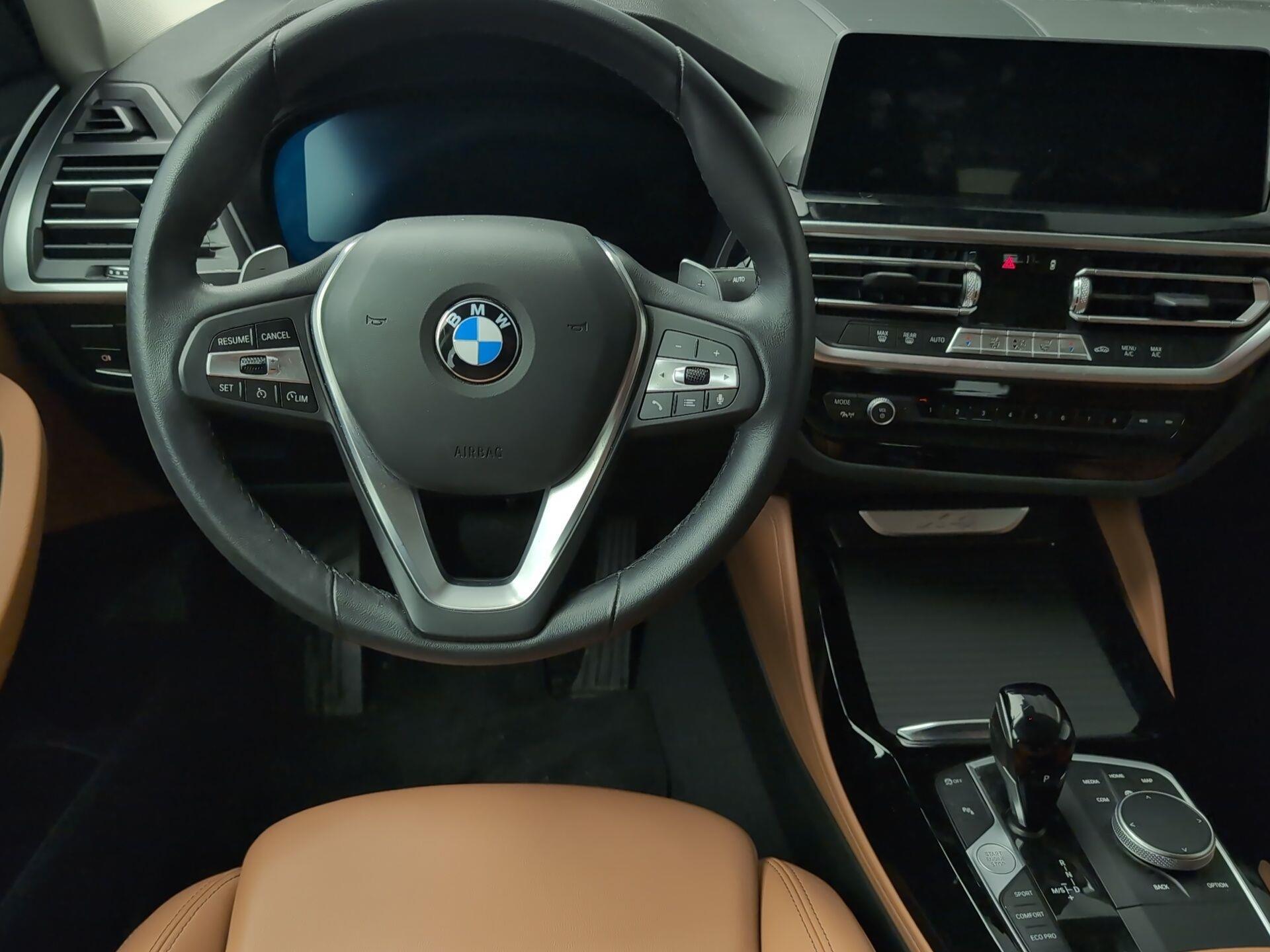 BMW X4 xDrive20d color Gris. Año 2022. 140KW(190CV). Diésel. En concesionario Automotor Premium Velázquez - Málaga de Málaga