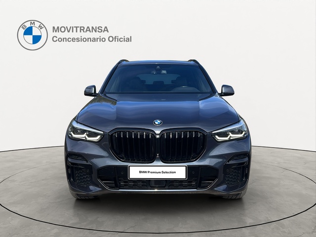 BMW X5 xDrive25d color Gris. Año 2022. 170KW(231CV). Diésel. En concesionario Movitransa Cars Jerez de Cádiz