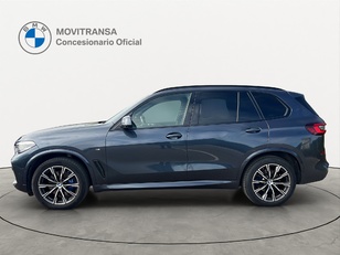 Fotos de BMW X5 xDrive25d color Gris. Año 2022. 170KW(231CV). Diésel. En concesionario Movitransa Cars Jerez de Cádiz