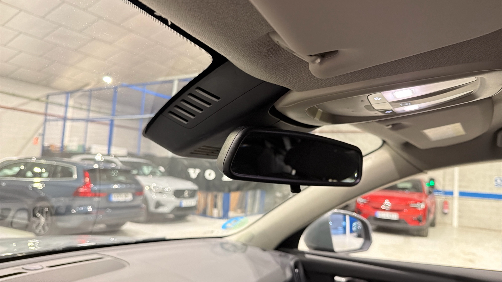 Volvo XC40 segunda mano 89285321 - 49 Volvo XC40 segunda mano 89285321 - 49