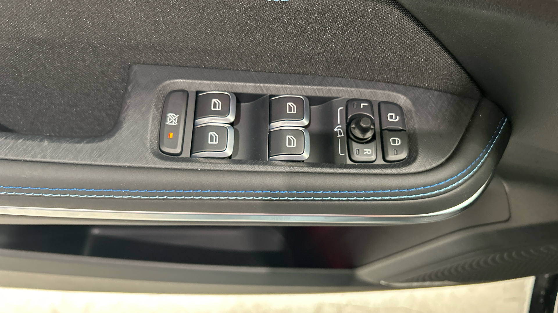 Lynk & Co 01 segunda mano 89285378 - 40