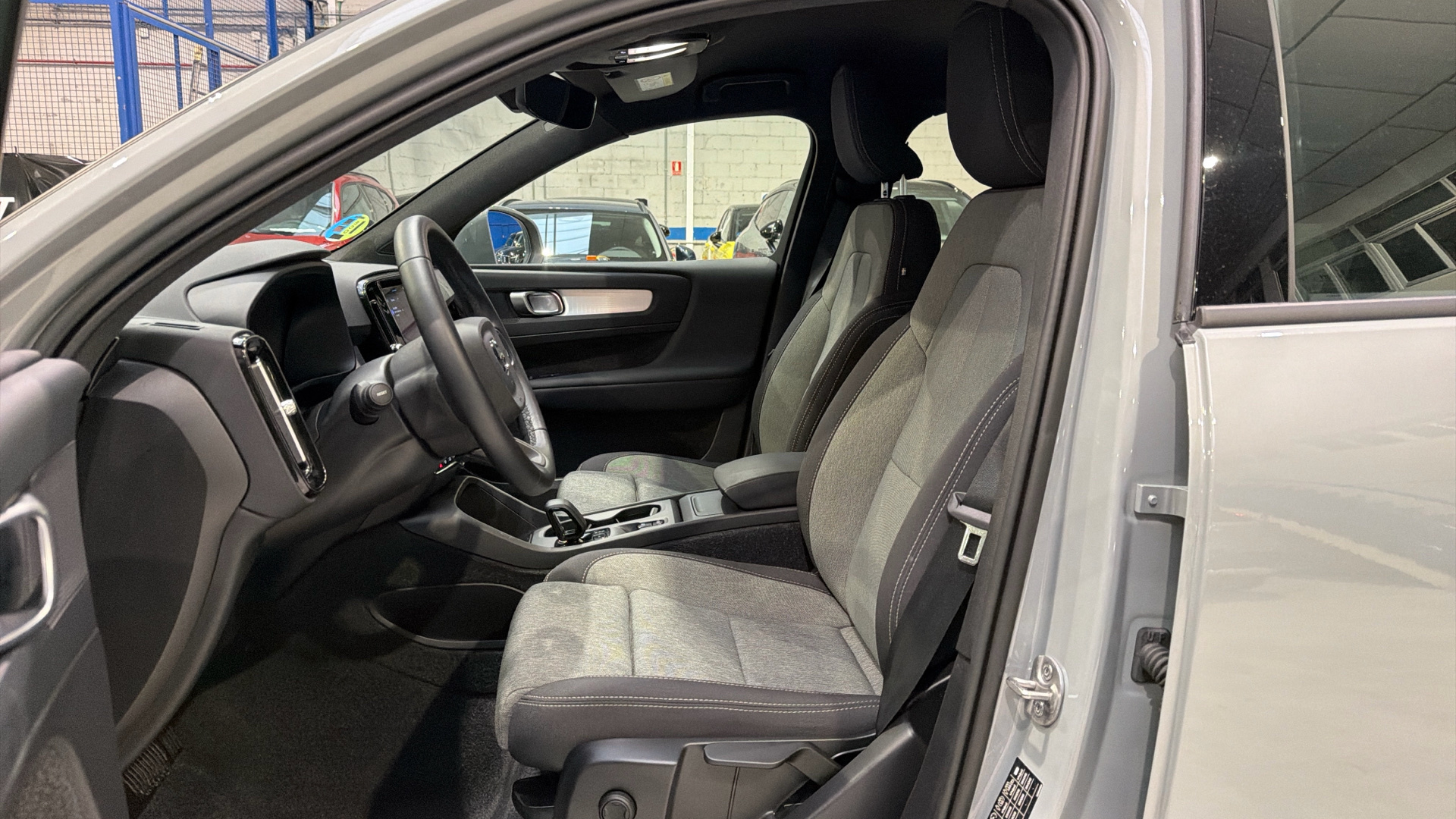 Volvo XC40 segunda mano 89285384 - 48