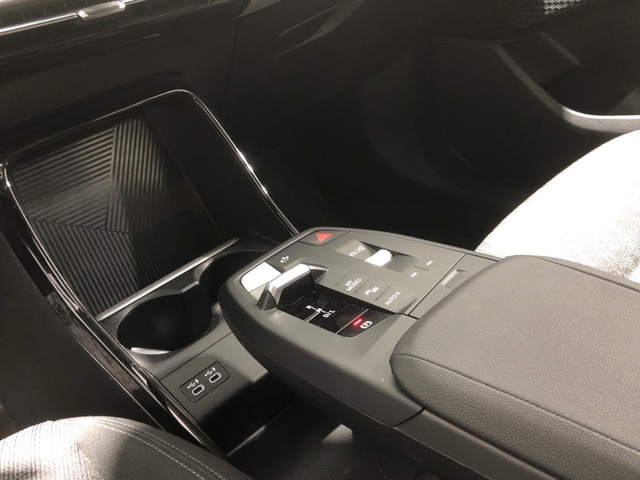 BMW Serie 2 218d Active Tourer color Azul. Año 2023. 110KW(150CV). Diésel. En concesionario Auto Premier, S.A. - MADRID de Madrid