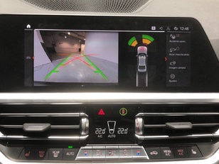 BMW Serie 3 330i color Negro. Año 2022. 190KW(258CV). Gasolina. En concesionario Auto Premier, S.A. - MADRID de Madrid