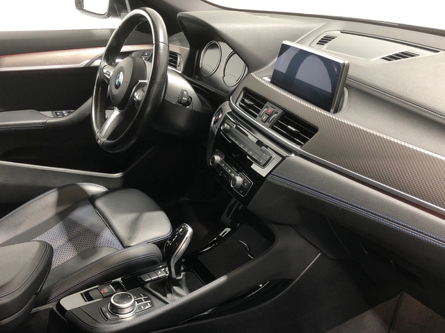 BMW X2 sDrive18d color Negro. Año 2021. 110KW(150CV). Diésel. En concesionario Auto Premier, S.A. - MADRID de Madrid