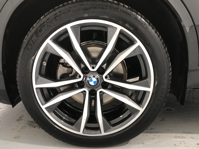 BMW X2 sDrive18d color Negro. Año 2021. 110KW(150CV). Diésel. En concesionario Auto Premier, S.A. - MADRID de Madrid