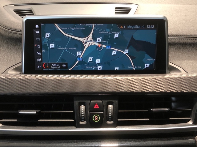 BMW X2 sDrive18d color Negro. Año 2021. 110KW(150CV). Diésel. En concesionario Auto Premier, S.A. - MADRID de Madrid