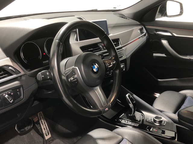 BMW X2 sDrive18d color Negro. Año 2021. 110KW(150CV). Diésel. En concesionario Auto Premier, S.A. - MADRID de Madrid