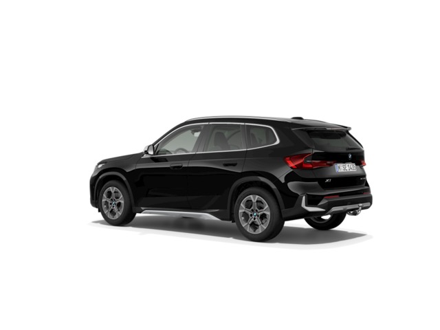 BMW X1 sDrive18d color Negro. Año 2022. 110KW(150CV). Diésel. En concesionario San Pablo Motor | Su Eminencia de Sevilla