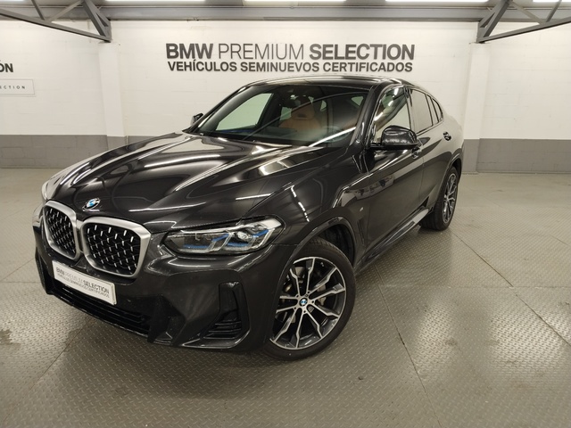 BMW X4 xDrive30i color Gris. Año 2021. 185KW(252CV). Gasolina. En concesionario Autoberón de La Rioja