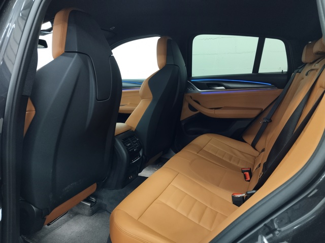 BMW X4 xDrive30i color Gris. Año 2021. 185KW(252CV). Gasolina. En concesionario Autoberón de La Rioja