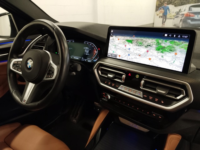 BMW X4 xDrive30i color Gris. Año 2021. 185KW(252CV). Gasolina. En concesionario Autoberón de La Rioja