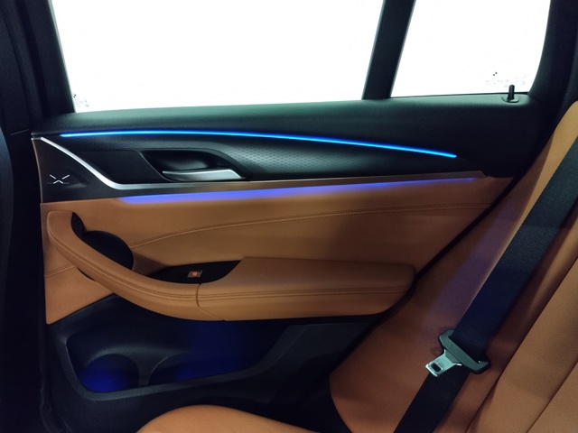 BMW X4 xDrive30i color Gris. Año 2021. 185KW(252CV). Gasolina. En concesionario Autoberón de La Rioja