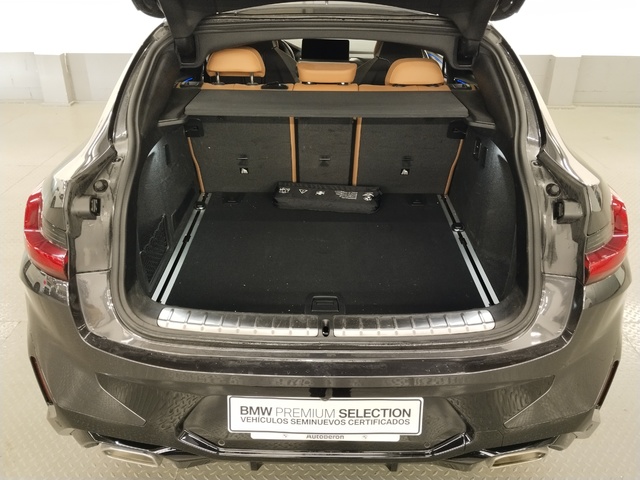 BMW X4 xDrive30i color Gris. Año 2021. 185KW(252CV). Gasolina. En concesionario Autoberón de La Rioja