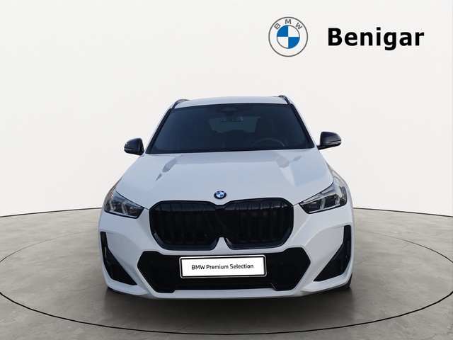 BMW X1 xDrive20d color Blanco. Año 2024. 120KW(163CV). Diésel. En concesionario GANDIA Automoviles Fersan, S.A. de Valencia