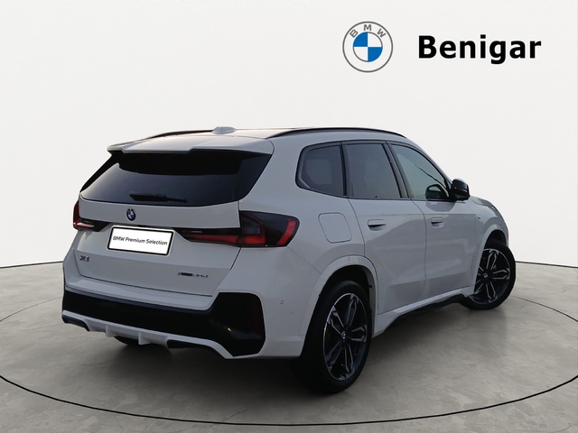 BMW X1 xDrive20d color Blanco. Año 2024. 120KW(163CV). Diésel. En concesionario GANDIA Automoviles Fersan, S.A. de Valencia