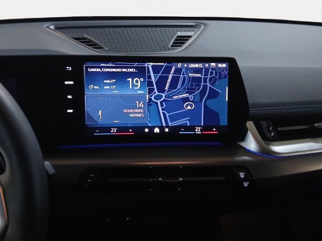 BMW X1 xDrive20d color Blanco. Año 2024. 120KW(163CV). Diésel. En concesionario GANDIA Automoviles Fersan, S.A. de Valencia