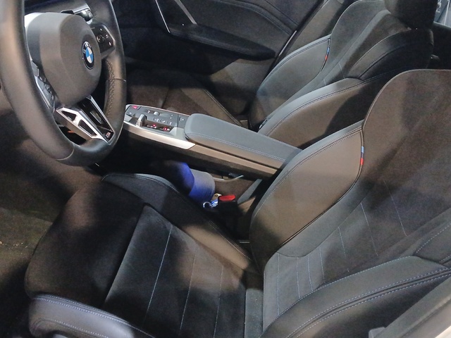 BMW X1 xDrive20d color Blanco. Año 2024. 120KW(163CV). Diésel. En concesionario GANDIA Automoviles Fersan, S.A. de Valencia