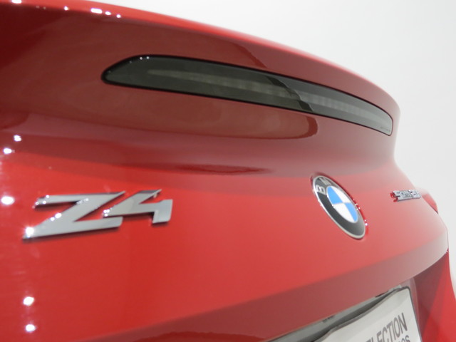 BMW Z4 sDrive20i Cabrio color Rojo. Año 2021. 145KW(197CV). Gasolina. En concesionario GANDIA Automoviles Fersan, S.A. de Valencia