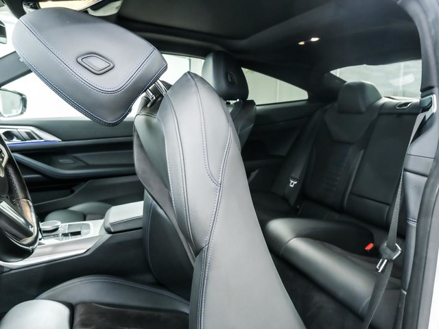 BMW Serie 4 430d Coupe color Blanco. Año 2021. 210KW(286CV). Diésel. En concesionario Oliva Motor Tarragona de Tarragona