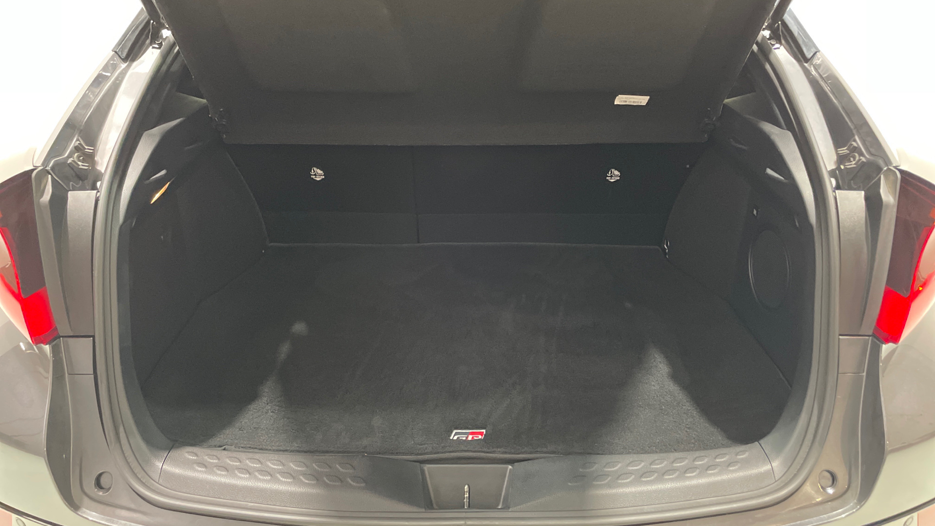 Toyota C-HR 180H en Barcelona