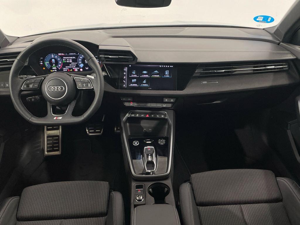 Audi A3 allstreet 40 TFSI e en Barcelona