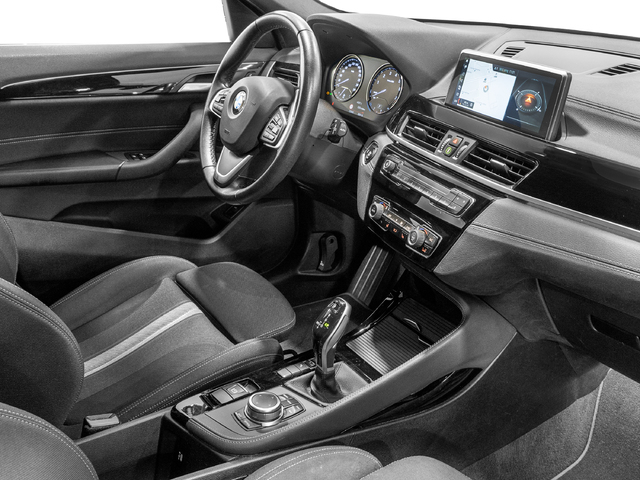 BMW X2 xDrive20d color Azul. Año 2022. 140KW(190CV). Diésel. En concesionario Caetano Cuzco, Alcalá de Madrid