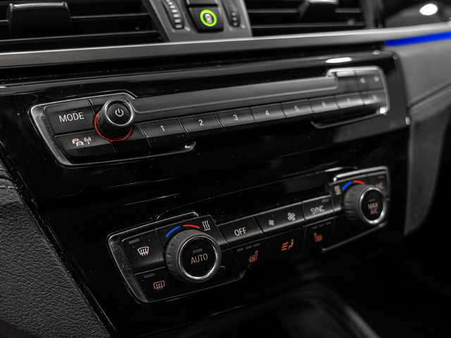 BMW X2 xDrive20d color Azul. Año 2022. 140KW(190CV). Diésel. En concesionario Caetano Cuzco, Alcalá de Madrid