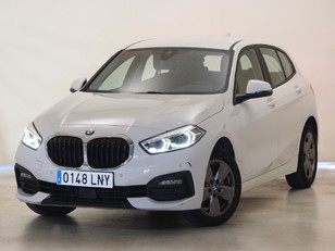 BMW Serie 1 118d color Blanco. Año 2021. 110KW(150CV). Diésel. 
